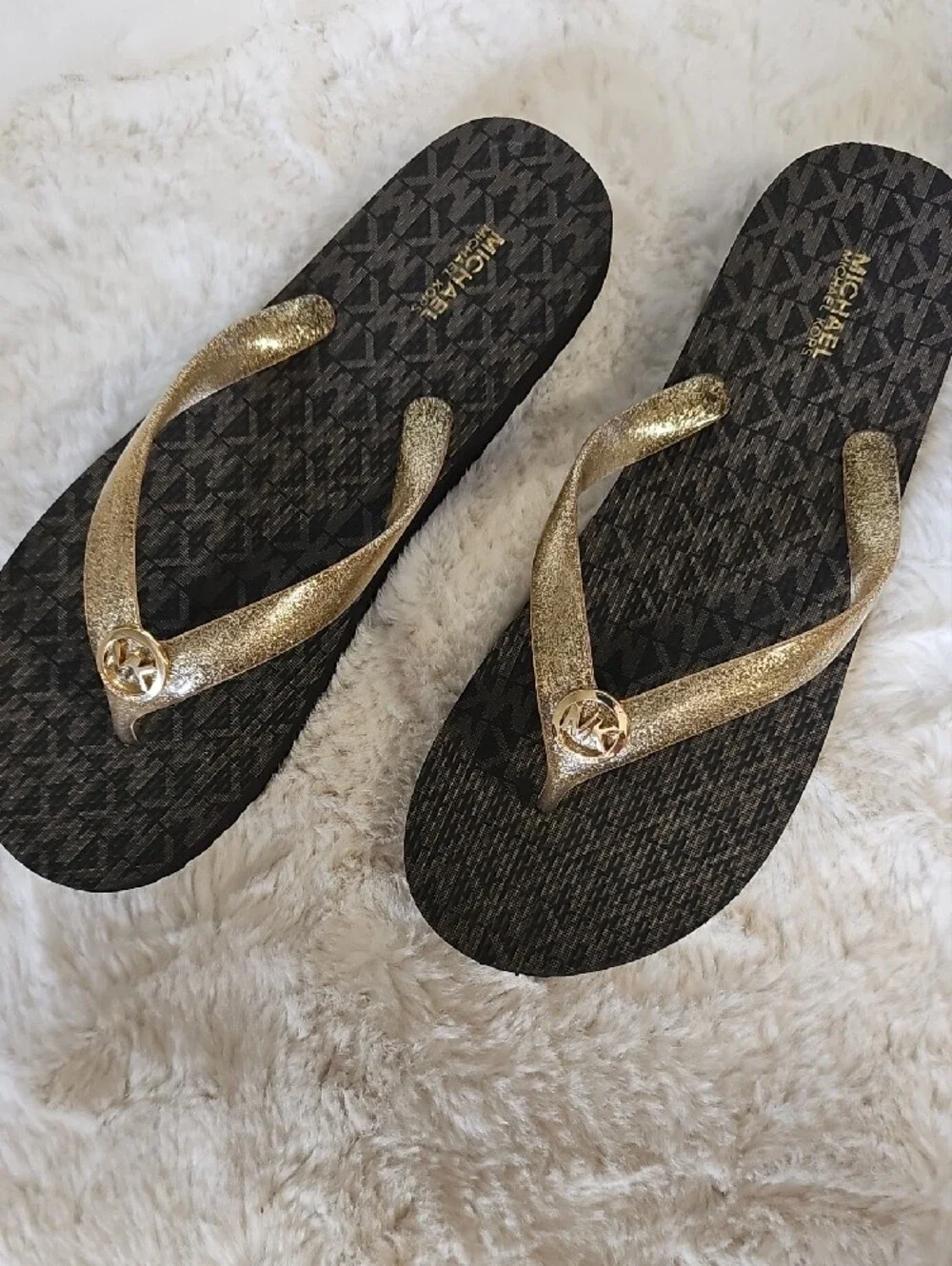 NWOT! Michael Kors Jet Set Glitter Flip Flops